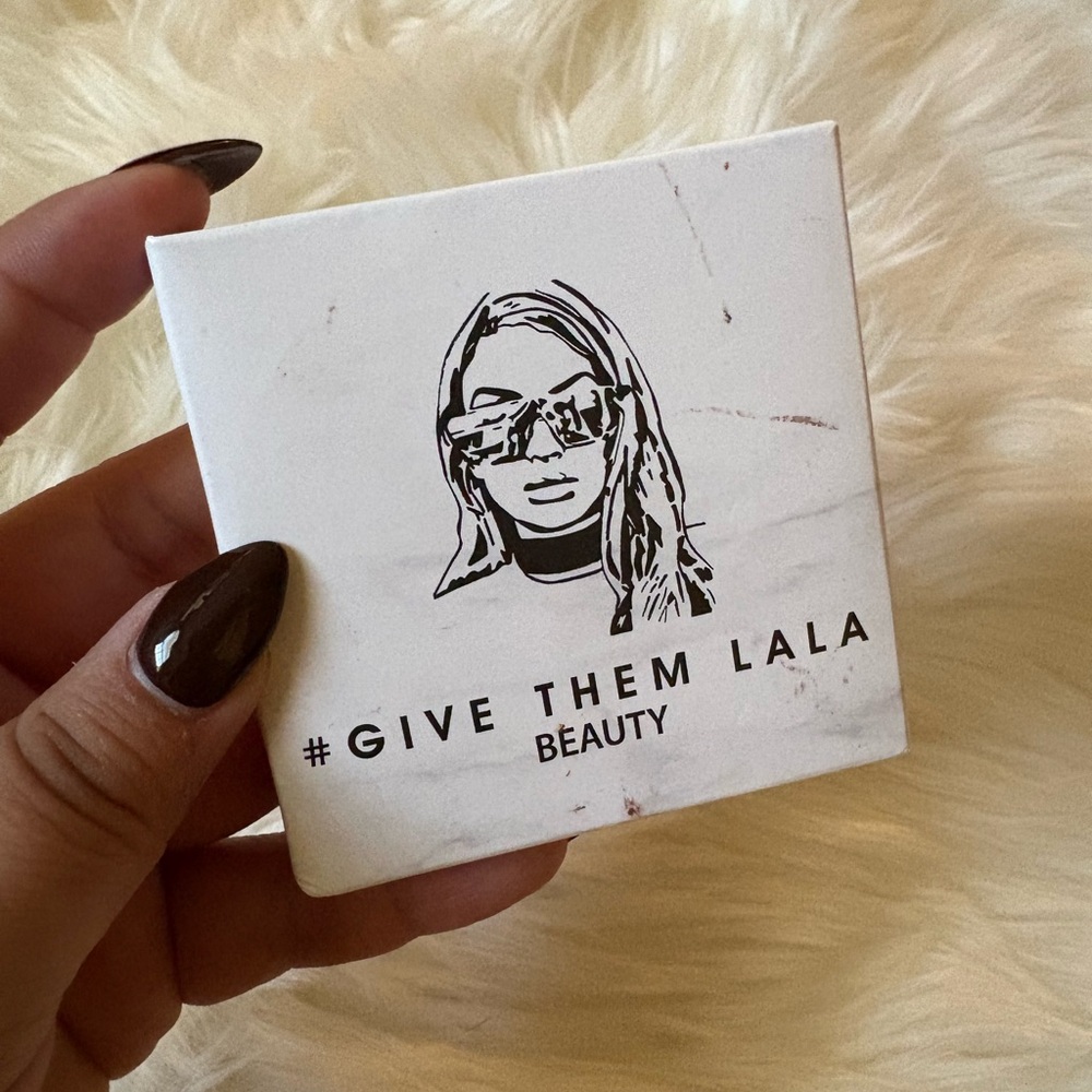 Give Them Lala Bronzer